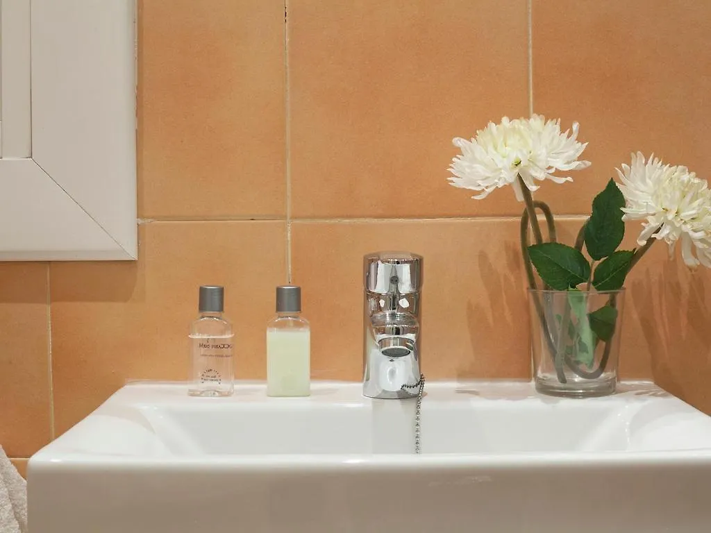Bed and Breakfast Spot Smart Nomad Барселона Отель типа 